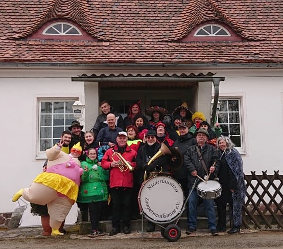 Zampern 2020 – Mit Lied und Laune durchs Dorf